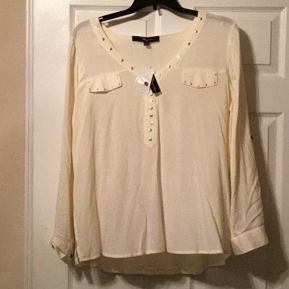 NWT Ivory Blouse - Picture 1 of 4